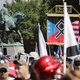 Sculpture of Robert E. Lee in Charlottesville, Virginia. Image via Getty.